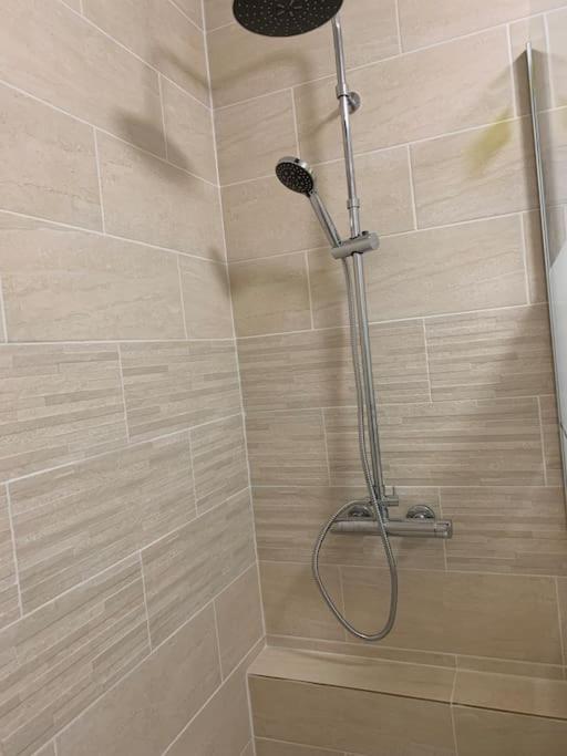 Appartement Chaleureux Proche Rer/ Cdg / Parc Expo Sevran Eksteriør bilde
